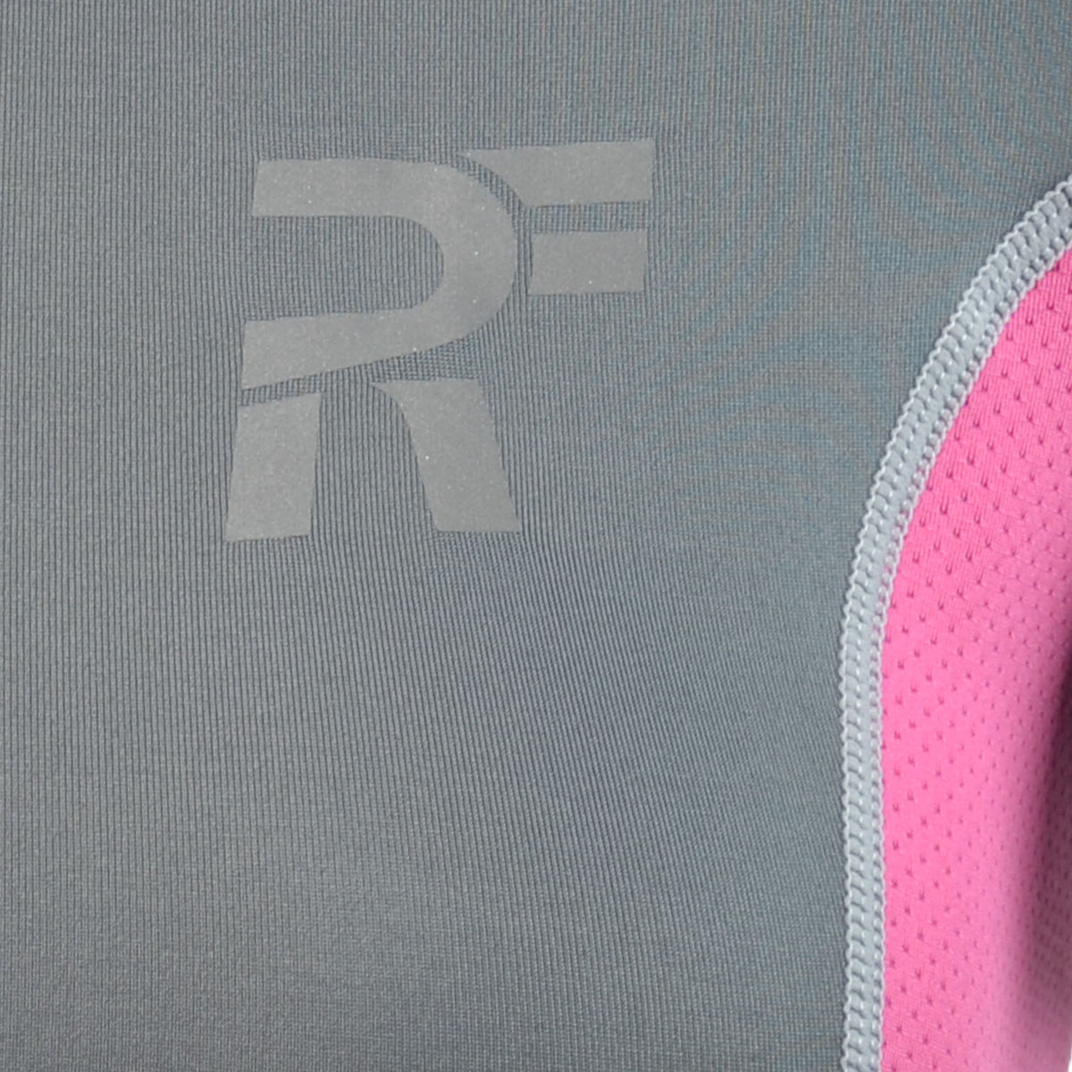 RunFlyte Women's Swarna Flow Short Sleeve T-Shirt Charcoal/Pink