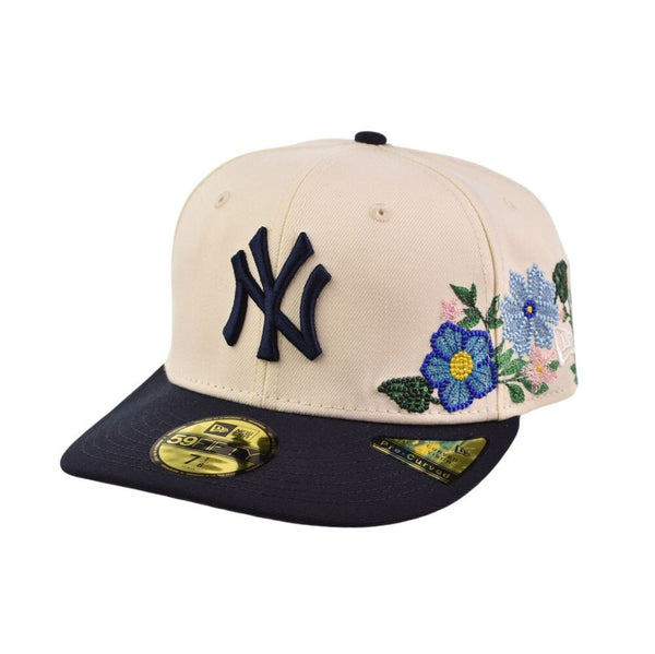 New Era NY Yankees Pre-Curved Men's Fitted Hat Chrome White 60668976