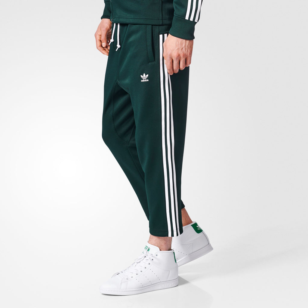 Puma Exclusive To ASOS Taped Side Stripe Track Pants In Black | ASOS