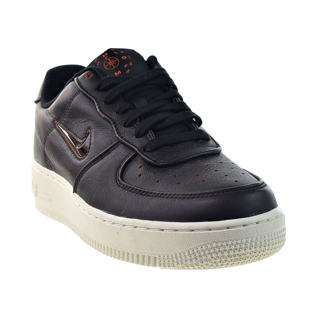 Nike Air Force 1 '07 LV8 sneakers in white, black and orange