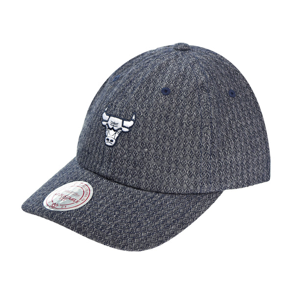 Mitchell & Ness Chicago Bulls Reverse Denim Slouch Men's Strapback Hat Cap Grey